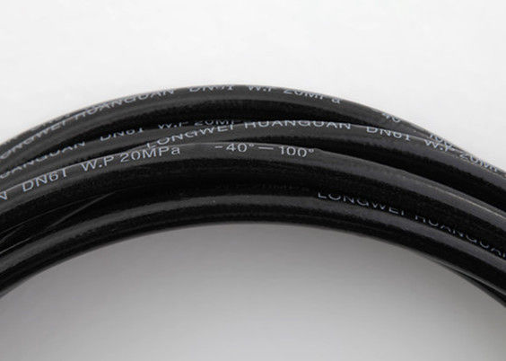 Wysokociśnieniowy elastyczny wąż natryskowy o dużej wytrzymałości, elastyczny wąż hydrauliczny W.P 210 BAR Do 400BAR