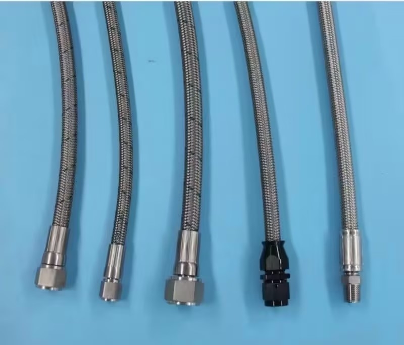 Węża PTFE wysokiego ciśnienia z jedną warstwą stali nierdzewnej do transportu i hydrauliki mobilnej